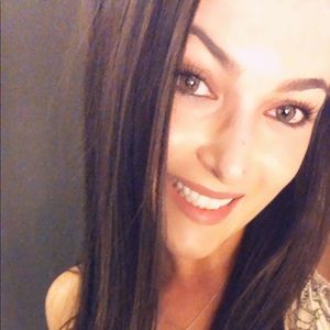 Meet your Posher, Abby